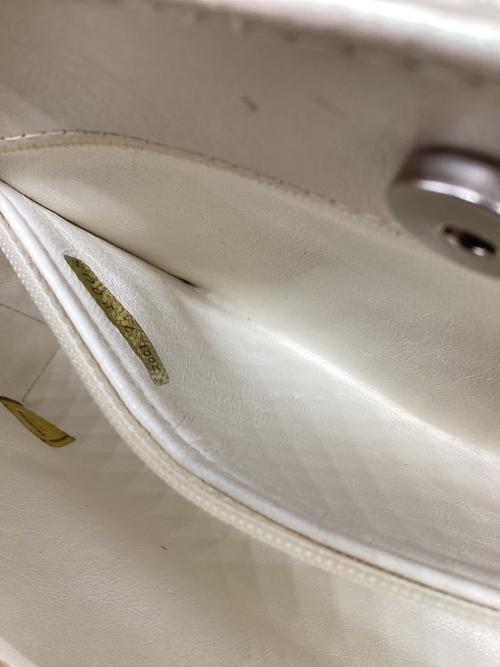 CHANEL（シャネル）CHANEL (シャネル) チェーントートバッグ パールピンクの古着・服飾アイテム