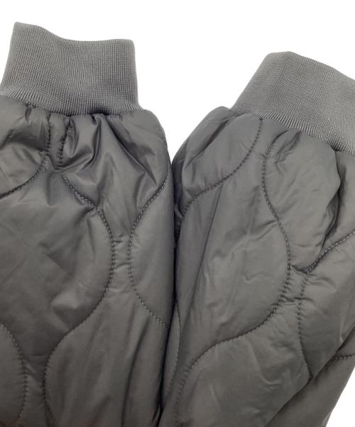 karaku（カラク）KARAKU (カラク) キルティング中綿フライトジャケット グレー サイズ:XXLの古着・服飾アイテム