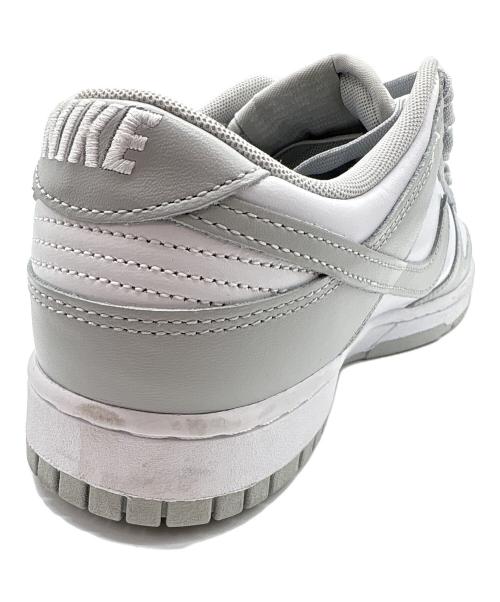 NIKE（ナイキ）NIKE (ナイキ) スニーカー グレー×ホワイト サイズ:28cmの古着・服飾アイテム