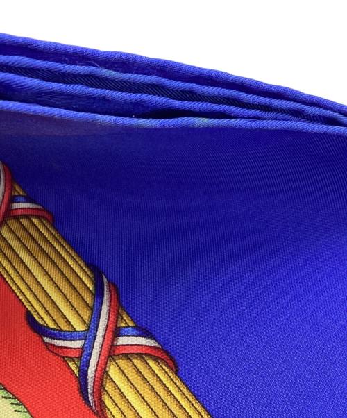 HERMES（エルメス）HERMES (エルメス) シルクスカーフ ブルー×レッドの古着・服飾アイテム