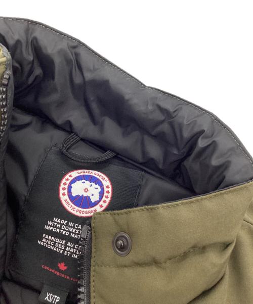 CANADA GOOSE（カナダグース）CANADA GOOSE (カナダグース) ダウンベスト オリーブ サイズ:XSの古着・服飾アイテム