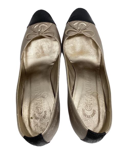 CHANEL（シャネル）CHANEL (シャネル) パンプス ベージュ×ブラック サイズ:SIZE 35 1/2Cの古着・服飾アイテム