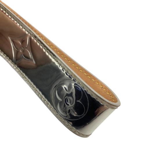 LOUIS VUITTON（ルイ ヴィトン）LOUIS VUITTON (ルイ ヴィトン) ドラゴンヌ・LVミラー・ミラー シルバーの古着・服飾アイテム