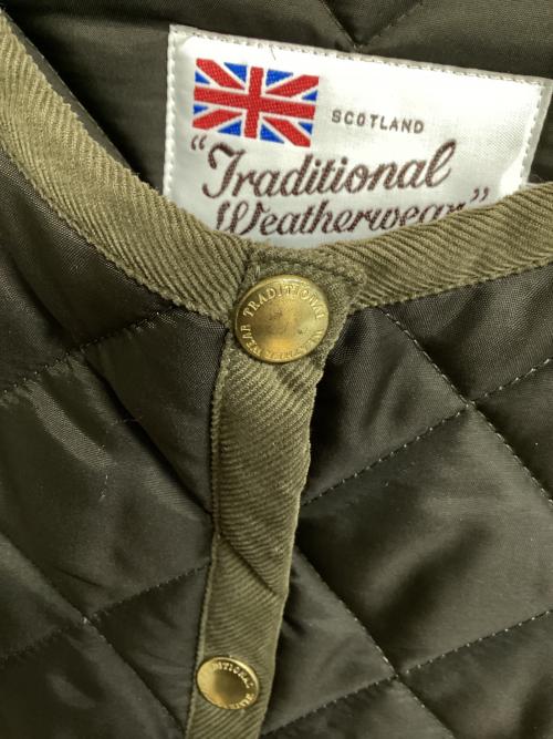 Traditional Weatherwear（トラディショナルウェザーウェア）Traditional Weatherwear (トラディショナルウェザーウェア) キルティングコート オリーブ サイズ:34の古着・服飾アイテム
