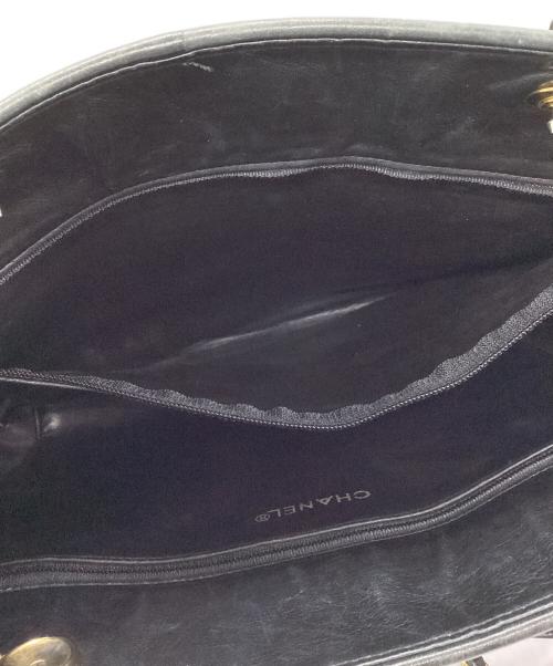 CHANEL（シャネル）CHANEL (シャネル) チェーンショルダーバッグ ブラックの古着・服飾アイテム