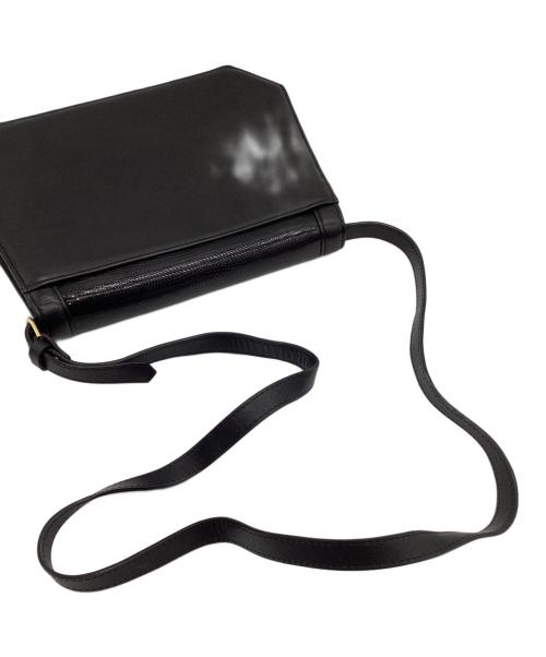 Yves Saint Laurent（イヴサンローラン）Yves Saint Laurent (イヴサンローラン) ショルダーバッグ ブラックの古着・服飾アイテム