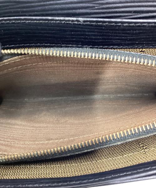 FENDI（フェンディ）FENDI (フェンディ) 長財布 ブラックの古着・服飾アイテム