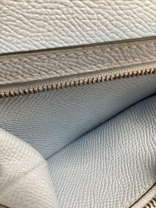 HERMES（エルメス）HERMES (エルメス) 2つ折り財布 グリーン×ブルーの古着・服飾アイテム