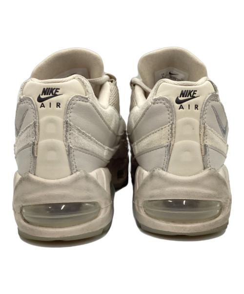 NIKE（ナイキ）NIKE (ナイキ) スニーカー ライトグレー サイズ:23の古着・服飾アイテム