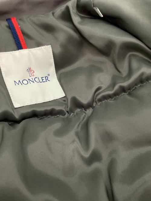 MONCLER（モンクレール）MONCLER (モンクレール) ダウンジャケット グレーの古着・服飾アイテム