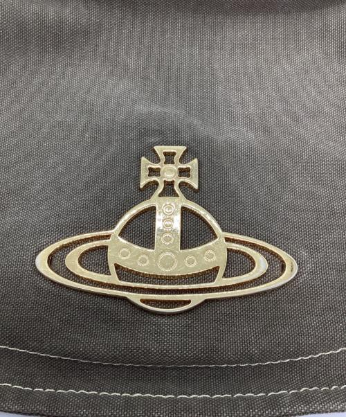 Vivienne Westwood（ヴィヴィアンウエストウッド）Vivienne Westwood (ヴィヴィアンウエストウッド) ショルダーバッグ オリーブの古着・服飾アイテム