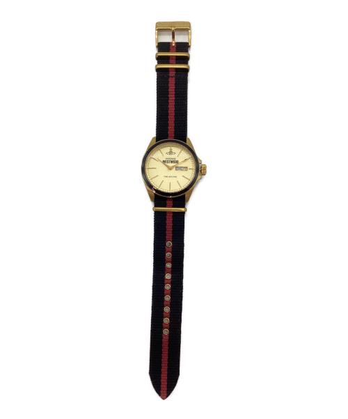 Vivienne Westwood（ヴィヴィアンウエストウッド）Vivienne Westwood (ヴィヴィアンウエストウッド) 腕時計 ベージュの古着・服飾アイテム