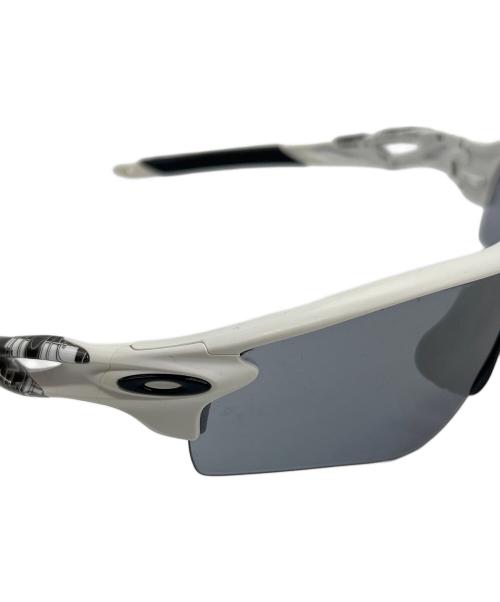OAKLEY（オークリー）OAKLEY (オークリー) RADARLOCK PATH / レーダーロック パス ホワイト×ブラックの古着・服飾アイテム
