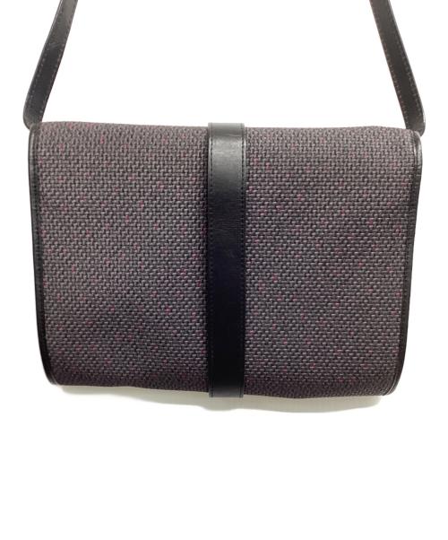 Yves Saint Laurent（イヴサンローラン）Yves Saint Laurent (イヴサンローラン) ショルダーバッグ ブラックの古着・服飾アイテム