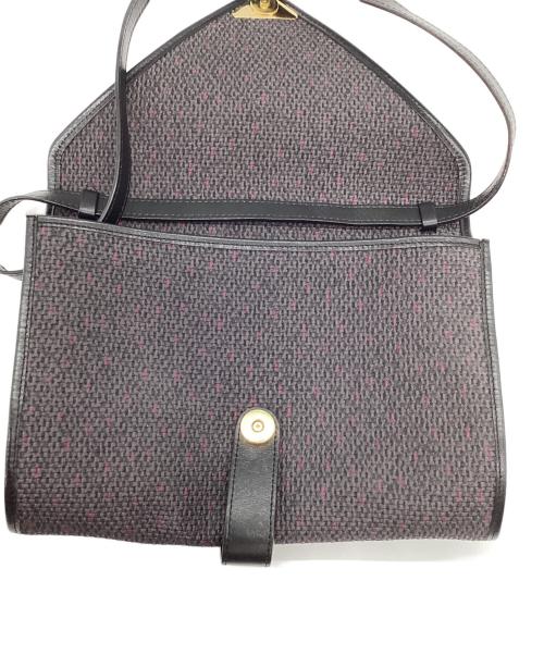 Yves Saint Laurent（イヴサンローラン）Yves Saint Laurent (イヴサンローラン) ショルダーバッグ ブラックの古着・服飾アイテム