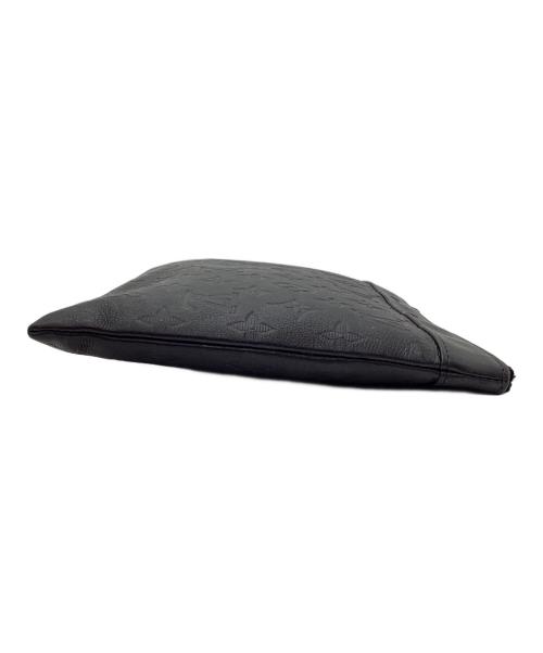 LOUIS VUITTON（ルイ ヴィトン）LOUIS VUITTON (ルイ ヴィトン) クラッチバッグ ポシェット・トゥ・ゴー ブラックの古着・服飾アイテム