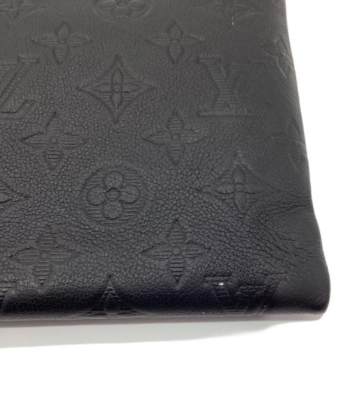 LOUIS VUITTON（ルイ ヴィトン）LOUIS VUITTON (ルイ ヴィトン) クラッチバッグ ポシェット・トゥ・ゴー ブラックの古着・服飾アイテム