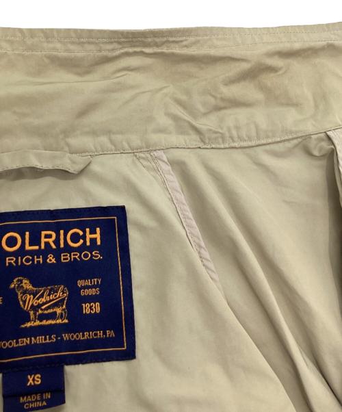 WOOLRICH（ウールリッチ）WOOLRICH (ウールリッチ) ナイロンジャケット カーキ サイズ:ＸＳの古着・服飾アイテム