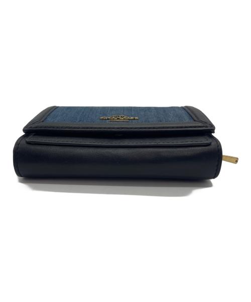 COACH（コーチ）COACH (コーチ) デニムミディアムフラップウォレット インディゴの古着・服飾アイテム