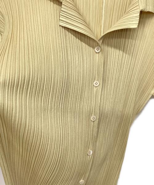 PLEATS PLEASE（プリーツプリーズ）PLEATS PLEASE (プリーツプリーズ) 長袖シャツ ベージュ サイズ:4の古着・服飾アイテム