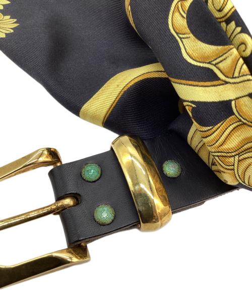 GIANNI VERSACE（ジャンニ・ヴェルサーチ）GIANNI VERSACE (ジャンニ・ヴェルサーチ) メドゥーサベルトスカーフ レッド×ブラックの古着・服飾アイテム