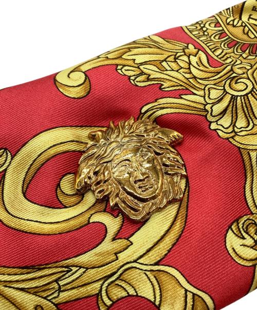 GIANNI VERSACE（ジャンニ・ヴェルサーチ）GIANNI VERSACE (ジャンニ・ヴェルサーチ) メドゥーサベルトスカーフ レッド×ブラックの古着・服飾アイテム