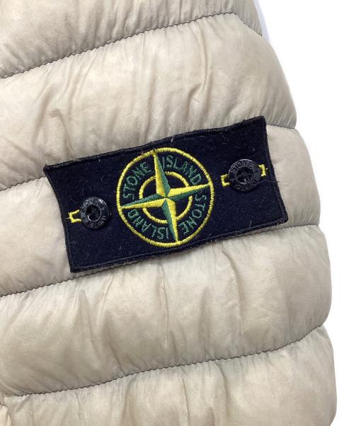 STONE ISLAND（ストーンアイランド）STONE ISLAND (ストーンアイランド) ダウンジャケット ベージュ サイズ:Lの古着・服飾アイテム