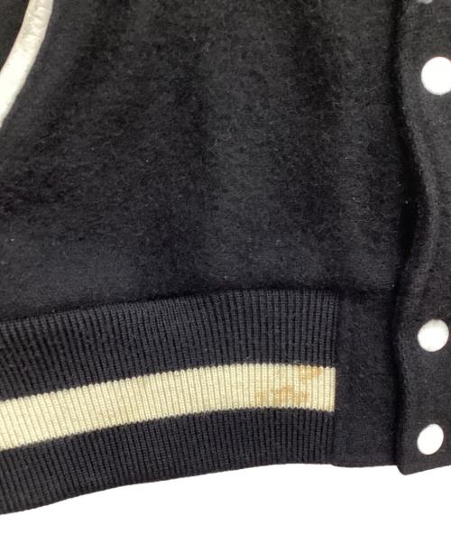 stussy（ステューシー）stussy (ステューシー) ROC STAR (ロックスター) スタジャン ブラック×ホワイト サイズ:Ｌの古着・服飾アイテム