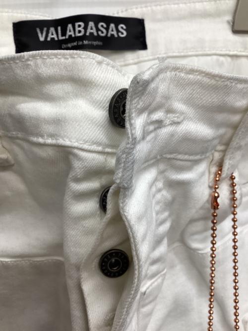 VALABASAS（バラバサス）VALABASAS (バラバサス) フレアスタックデニムパンツ ホワイト サイズ:30の古着・服飾アイテム