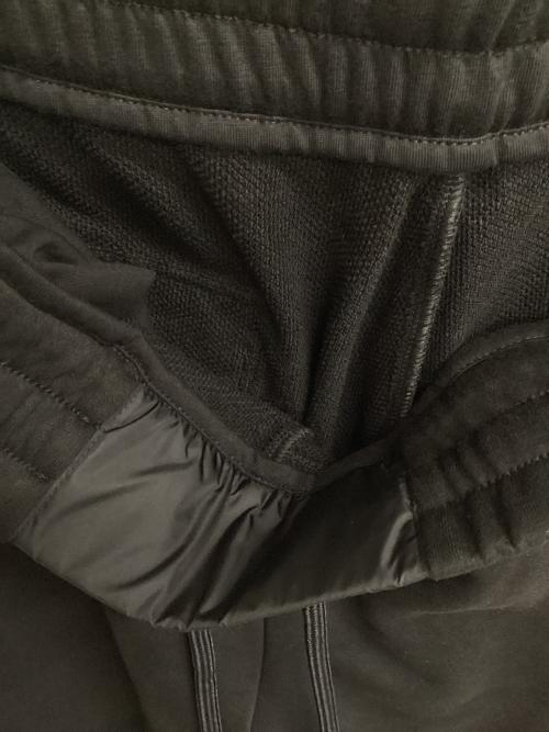 MONCLER（モンクレール）MONCLER (モンクレール) ハーフパンツ PANTALONE CORTO ブラック サイズ:XLの古着・服飾アイテム