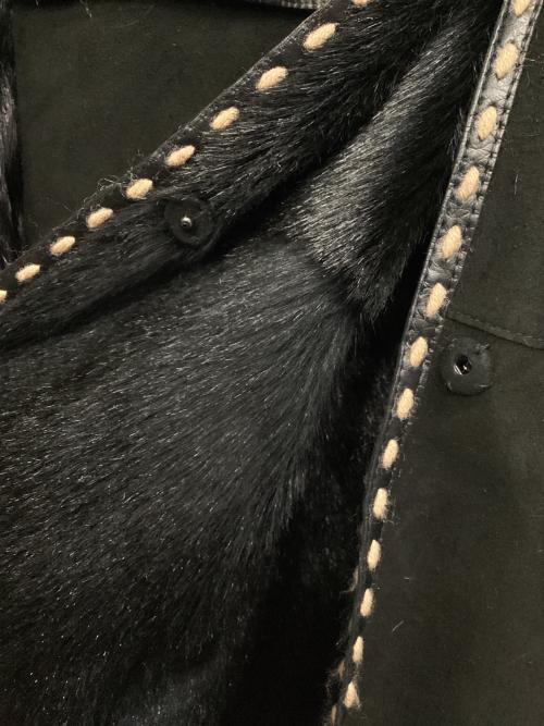 FENDI（フェンディ）FENDI (フェンディ) ダッフルムートンコート ブラック サイズ:38の古着・服飾アイテム