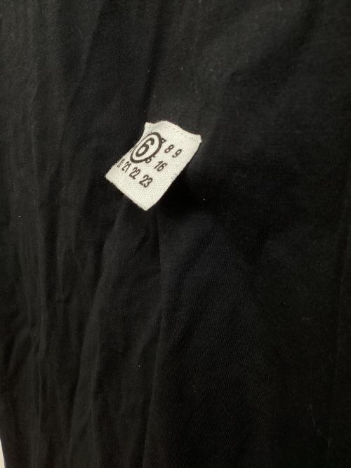 MM6 Maison Margiela（エムエムシックスメゾンマルジェラ）MM6 Maison Margiela (エムエムシックスメゾンマルジェラ) 半袖カットソー ナンバリング ロゴT クルーネック ブラック サイズ:Sの古着・服飾アイテム
