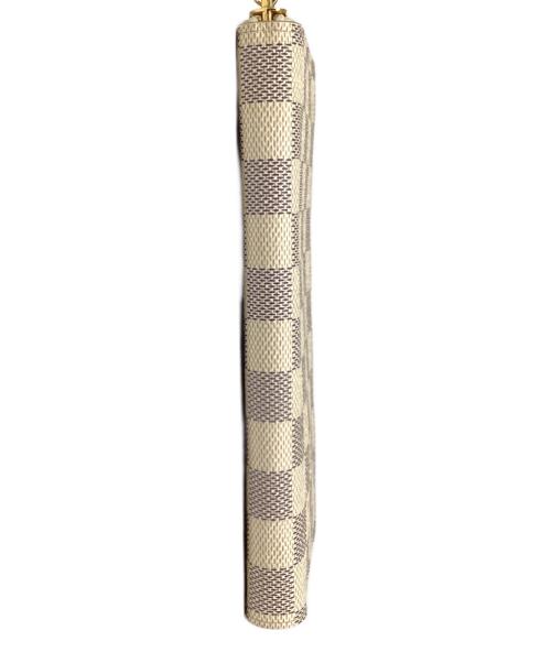 LOUIS VUITTON（ルイ ヴィトン）LOUIS VUITTON (ルイ ヴィトン) 長財布　ダミエ・アズール ホワイトの古着・服飾アイテム