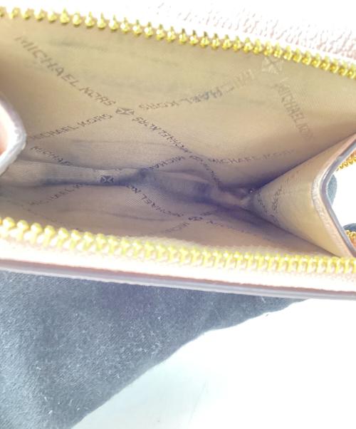 MICHAEL KORS（マイケルコース）MICHAEL KORS (マイケルコース) 3つ折り財布 ピンクの古着・服飾アイテム