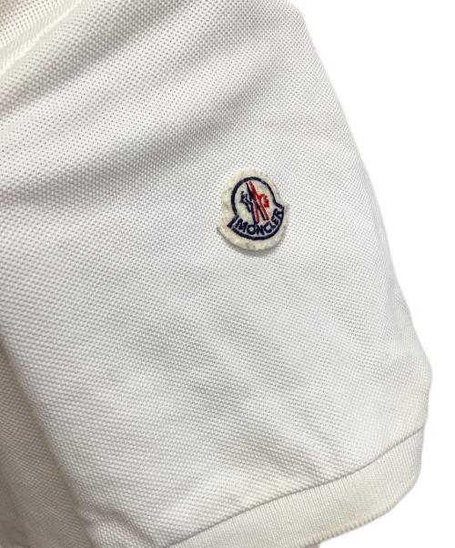 MONCLER（モンクレール）MONCLER (モンクレール) ポロシャツ MAGLIA POLO MANICA CORTA ホワイト サイズ:Ｌの古着・服飾アイテム
