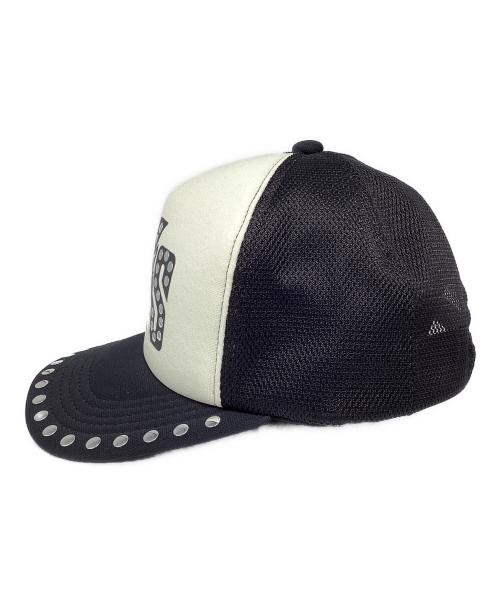 Hysteric Glamour（ヒステリックグラマー）Hysteric Glamour (ヒステリックグラマー) SEE NO EVIL スタッズメッシュキャップ ホワイト×ブラック サイズ:Freeの古着・服飾アイテム