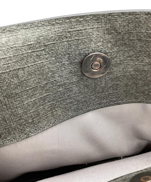 TUMI（トゥミ）TUMI (トゥミ) ショルダーバッグ Varek ブラック×グレーの古着・服飾アイテム