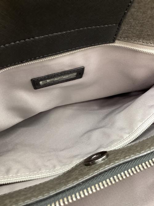 TUMI（トゥミ）TUMI (トゥミ) ショルダーバッグ Varek ブラック×グレーの古着・服飾アイテム