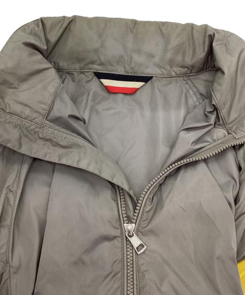 MONCLER（モンクレール）MONCLER (モンクレール) ナイロンジャケット グレー サイズ:3の古着・服飾アイテム