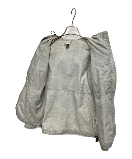 THE NORTH FACE（ザ ノース フェイス）THE NORTH FACE (ザ ノース フェイス) ジャケット グレー サイズ:Ｍの古着・服飾アイテム