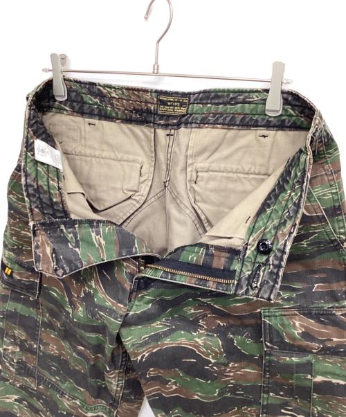 WTAPS（ダブルタップス）WTAPS (ダブルタップス) パンツ JUNGLE. CHOPPED TIGER グリーン サイズ:2の古着・服飾アイテム
