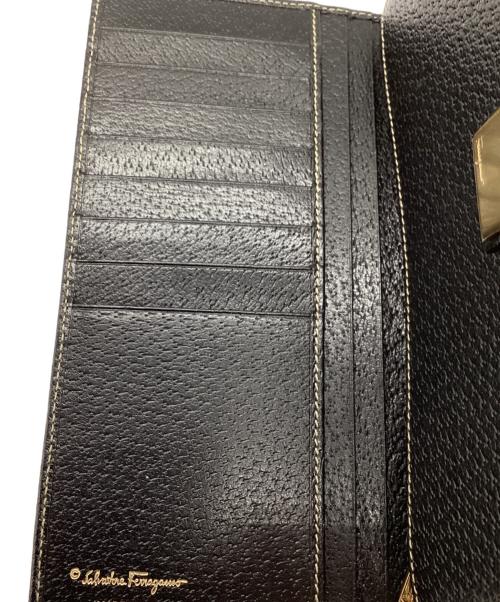 Salvatore Ferragamo（サルヴァトーレ フェラガモ）Salvatore Ferragamo (サルヴァトーレ フェラガモ) 長財布 ブラックの古着・服飾アイテム