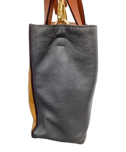 MARNI（マルニ）MARNI (マルニ) 2WAYバッグ MUSEO SOFTミニバッグ オレンジ×グレーの古着・服飾アイテム