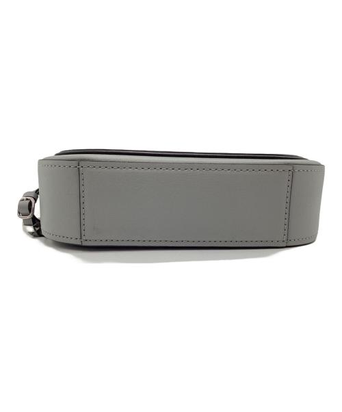 MARC JACOBS（マークジェイコブス）MARC JACOBS (マークジェイコブス) ショルダーバッグ グレーの古着・服飾アイテム