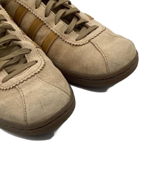 adidas（アディダス）adidas (アディダス) スニーカー ベージュ サイズ:28の古着・服飾アイテム