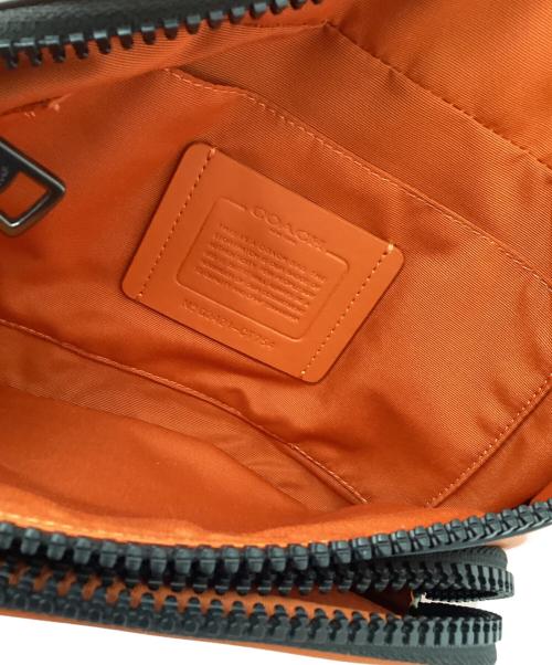 COACH（コーチ）COACH (コーチ) ウエストバッグ レーサー ベルト バッグ オレンジ×ブラックの古着・服飾アイテム