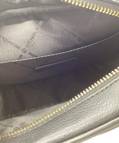 MICHAEL KORS（マイケルコース）MICHAEL KORS (マイケルコース) ショルダーバッグ JET SET TRAVEL ブラックの古着・服飾アイテム