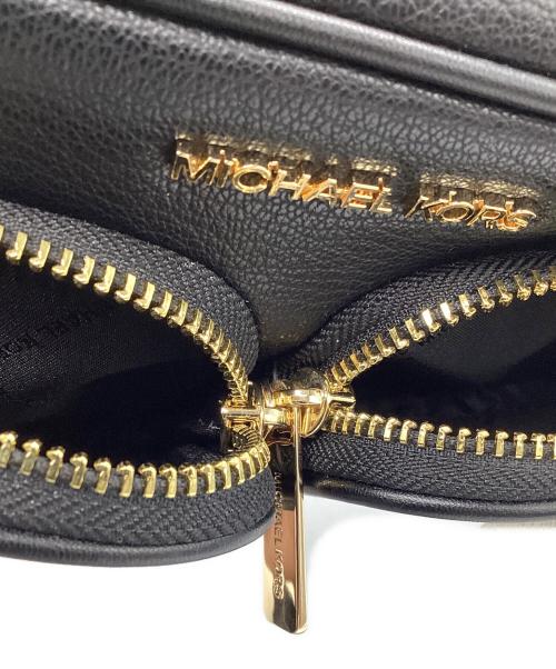 MICHAEL KORS（マイケルコース）MICHAEL KORS (マイケルコース) ショルダーバッグ JET SET TRAVEL ブラックの古着・服飾アイテム