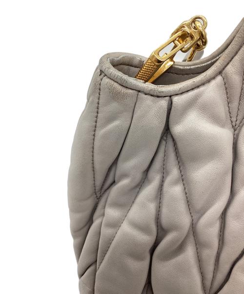 MIU MIU（ミュウミュウ）MIU MIU (ミュウミュウ) 2WAYショルダーバッグ グレーの古着・服飾アイテム