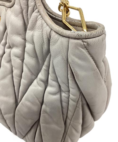 MIU MIU（ミュウミュウ）MIU MIU (ミュウミュウ) 2WAYショルダーバッグ グレーの古着・服飾アイテム